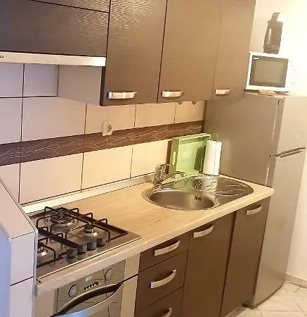 Patrick Apartment *